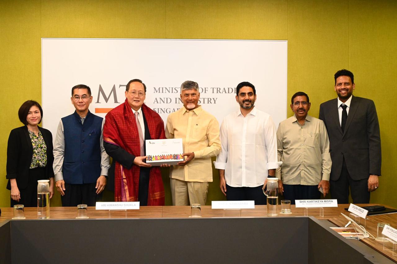 అమరావతిలో గ్రీన్ ఎనర్జీ, డేటా సెంటర్లు